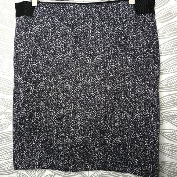 Theory Thais Tweedy Skirt Mod Dotted Pockets Neutral - Picture 1 of 5